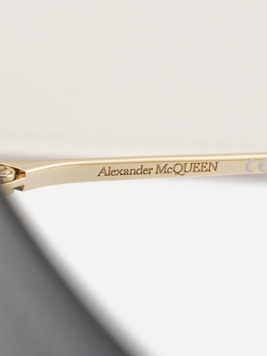 Alexander McQueen AM0362S 003 Shield Rimless Sunglasses - Gold / Grey main image 10